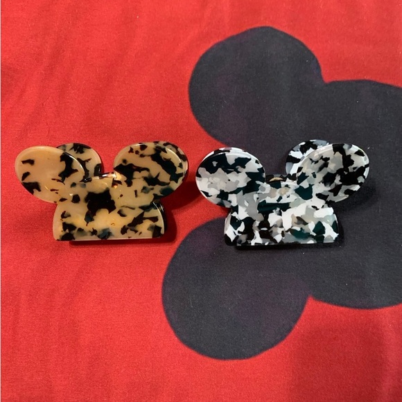 MICKEY MOUSE HAIR CLIPS - Picture 3 of 5